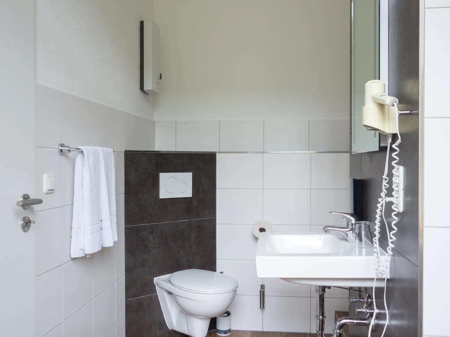 Hotel Restaurant Lekker - Gastronomie und Hotel - Luxus Suite - Badezimmer