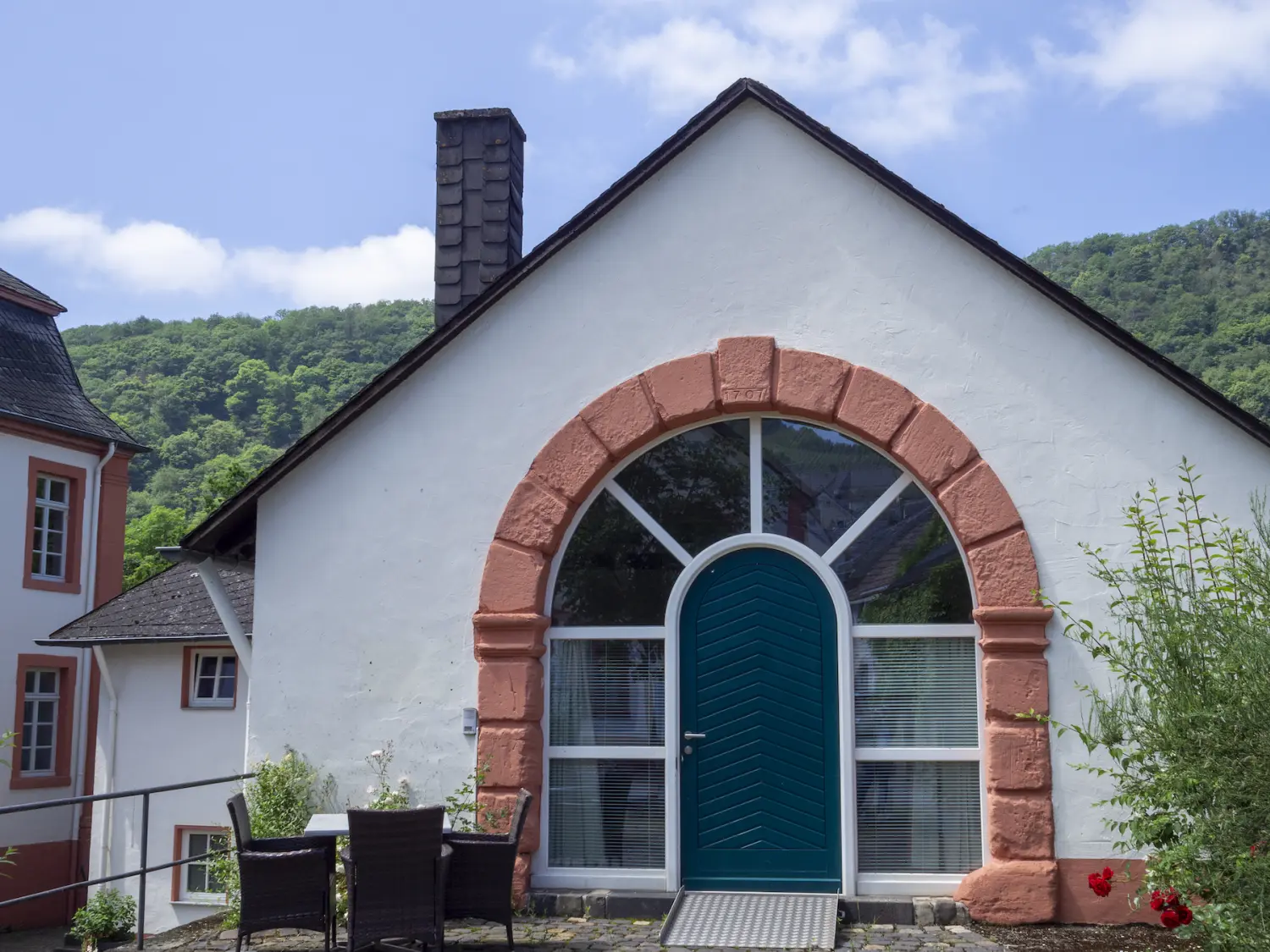 Hotel Restaurant Lekker - Gastronomie und Hotel - draußen