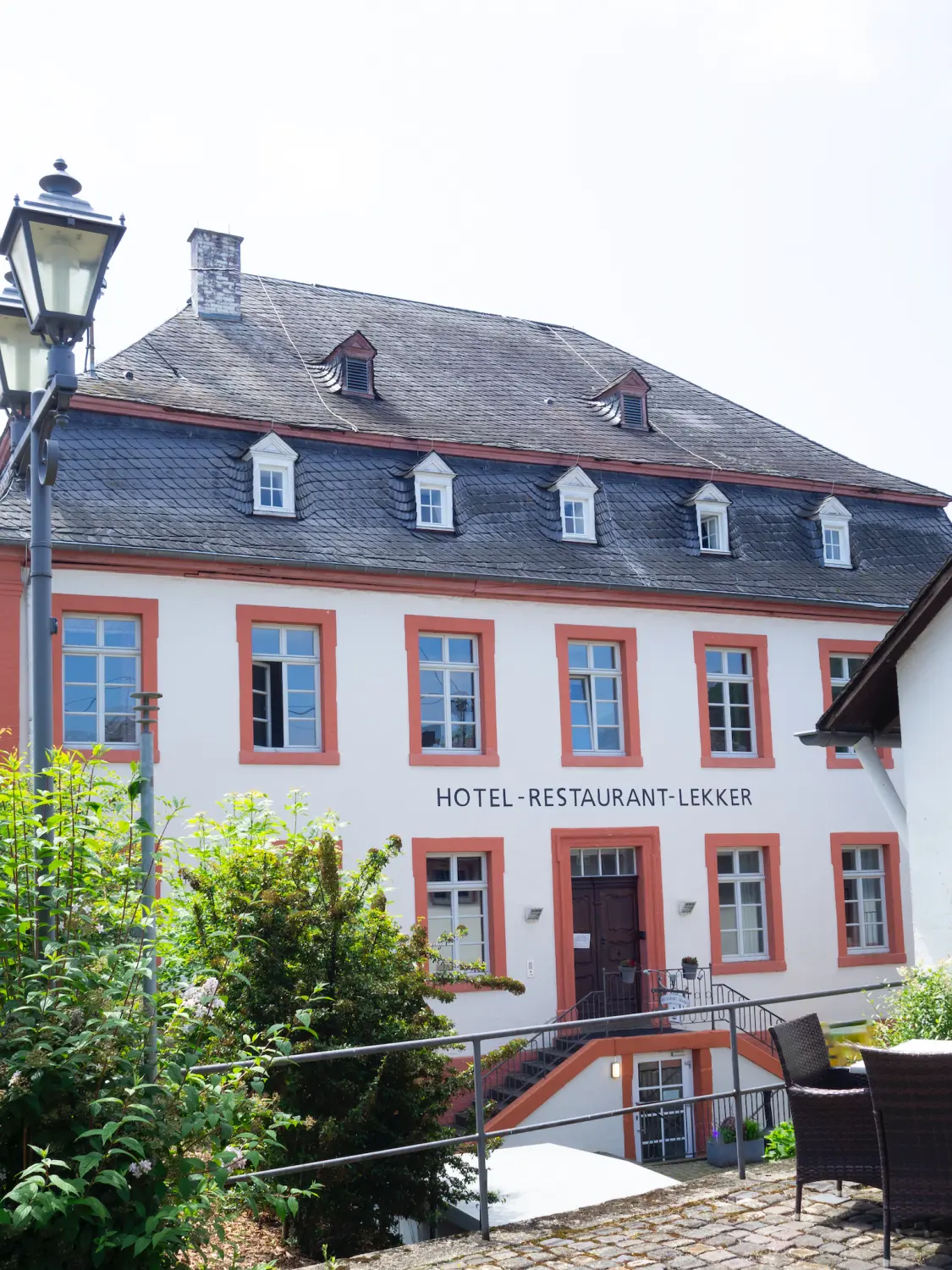 Hotel Restaurant Lekker - Gastronomie und Hotel - außen